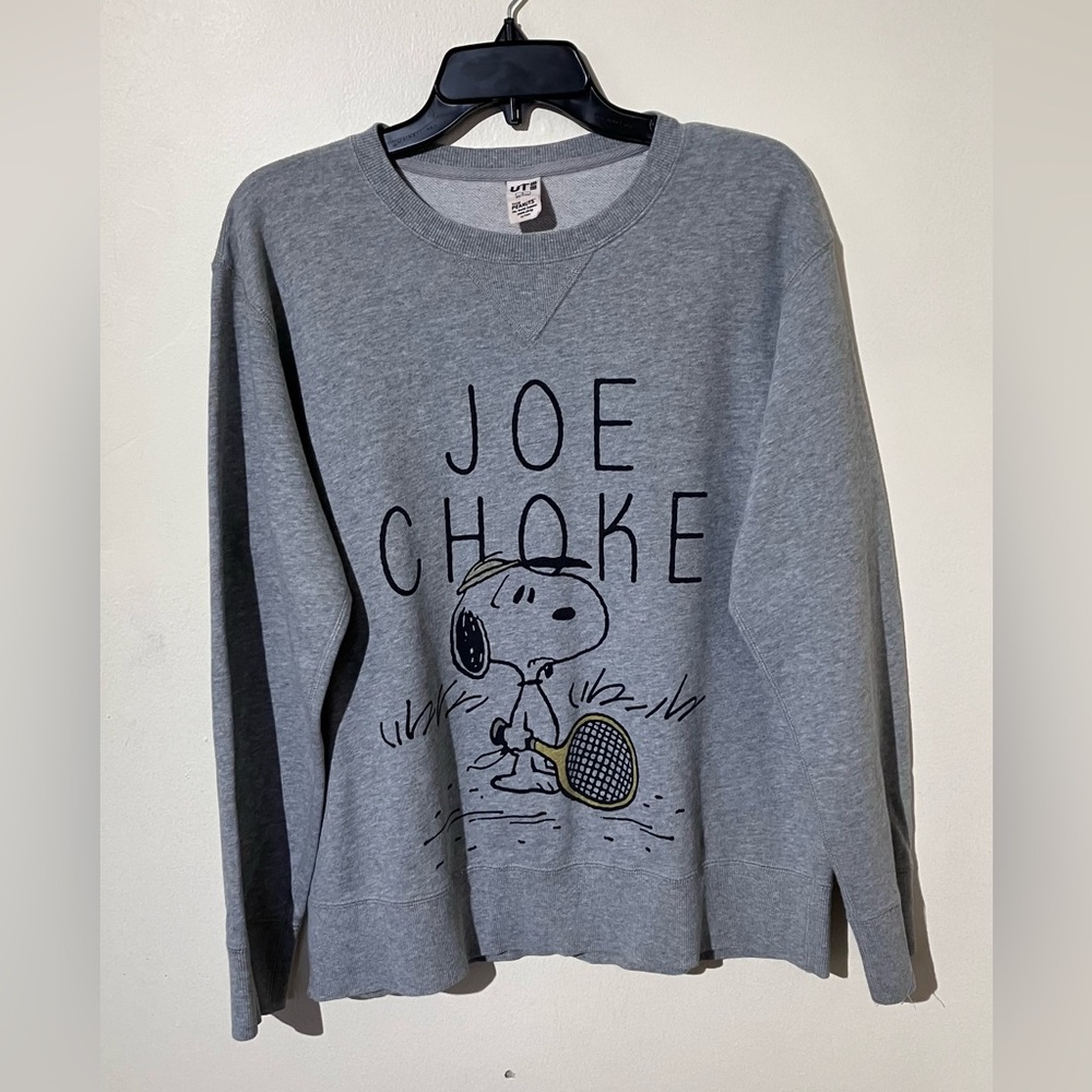 Uniqlo Peanuts Joe choke sweatshirt. Color gray. Size L